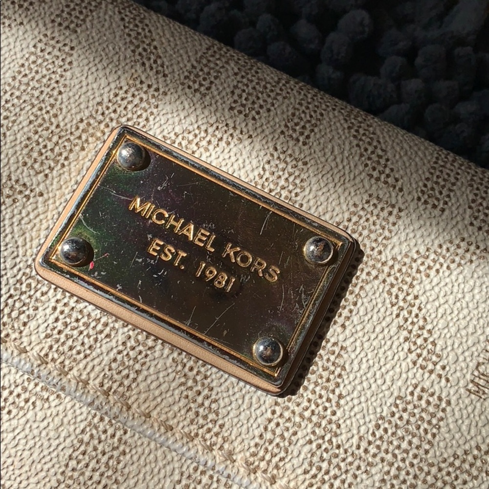 Michael Kors wallet